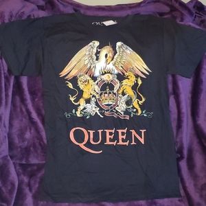 Queen band unizex shirt NWT